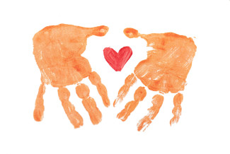 Hand in Hand mit Herz